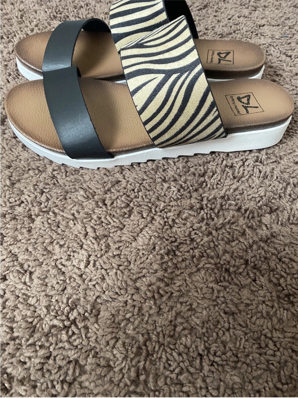 Dirty Laundry Coastline Natural Sandals ZEBRA BLACK BEIGE Size 8 NEW - Picture 3 of 6